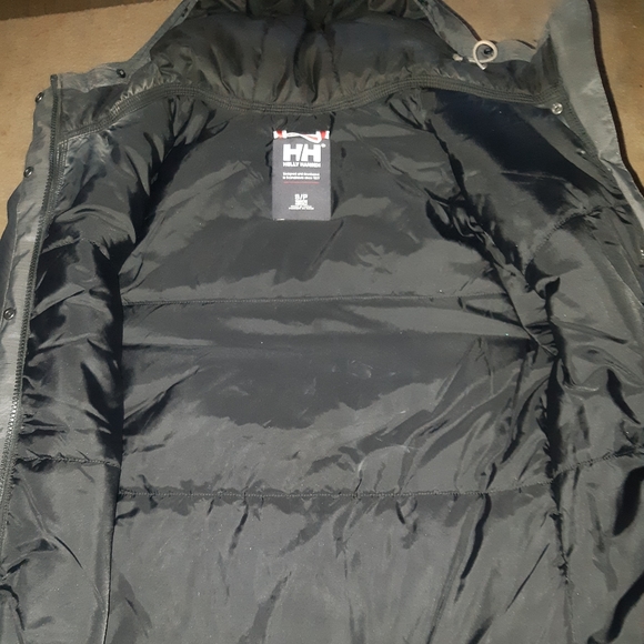 Hellyhansen parka - Picture 3 of 3